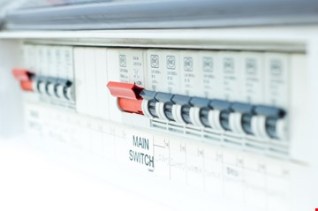 d9b3534c890543a18f365c93b200d2c5-mcb or fuse repair